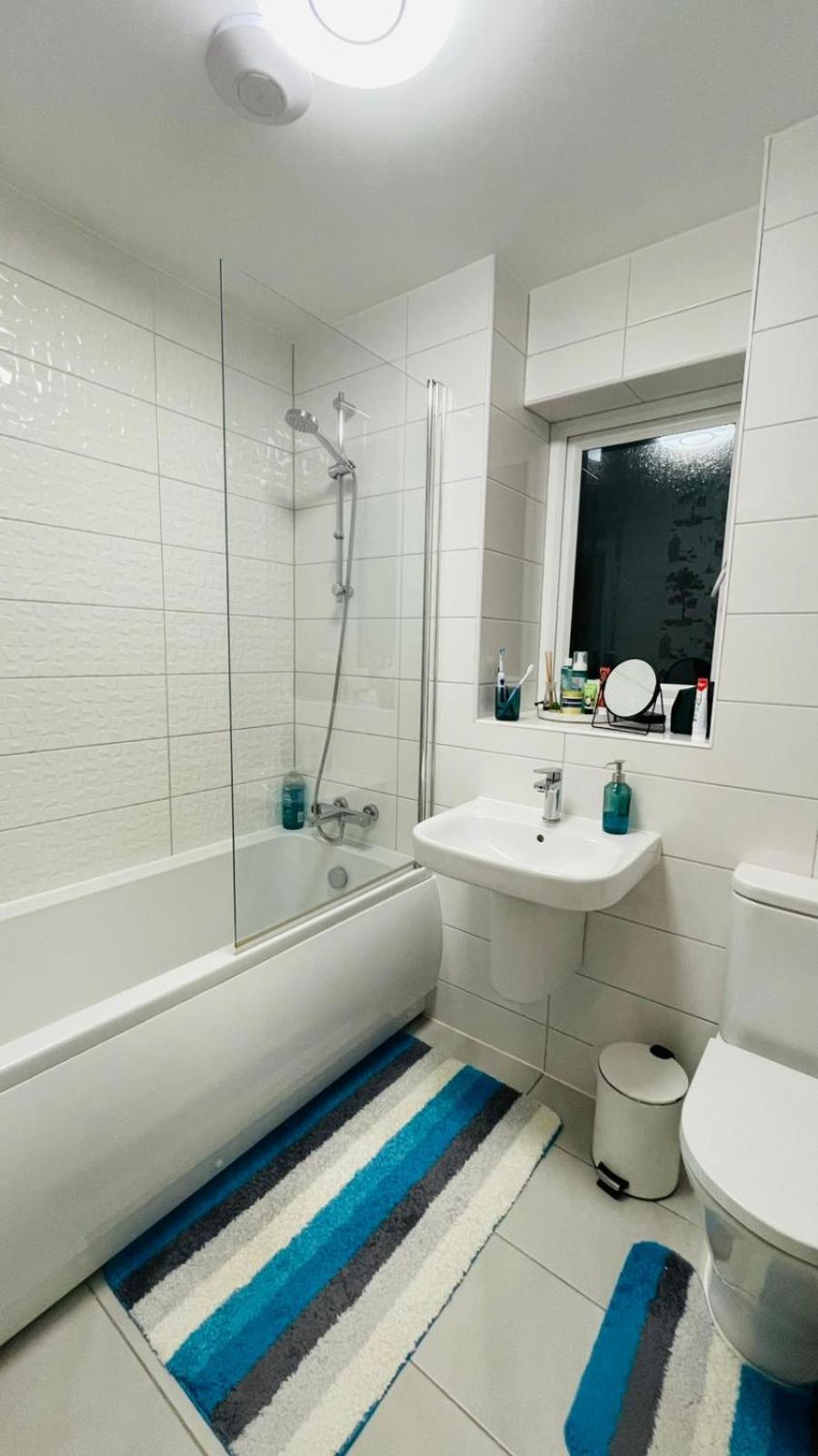 The Guest Nook - Wollaton Homestay *